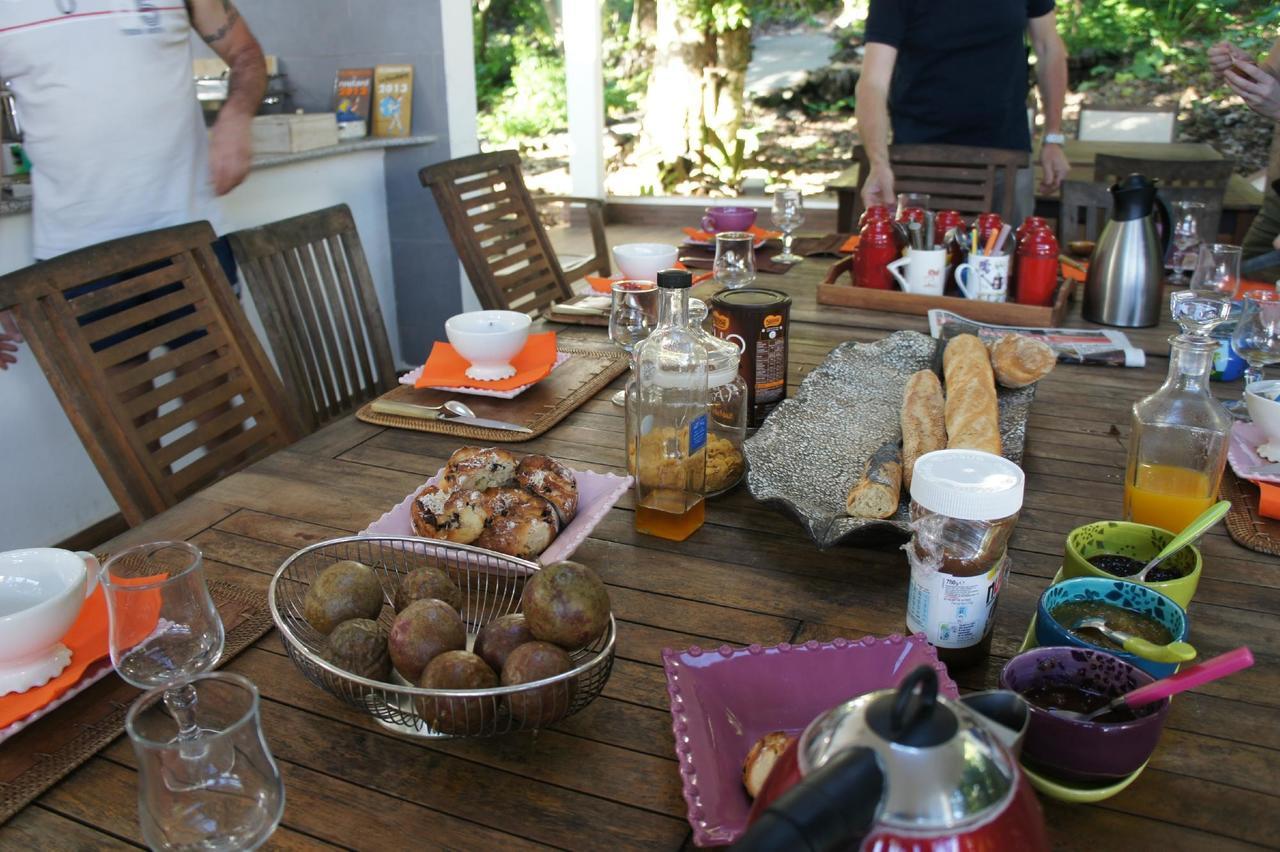 Bed and Breakfast Matilona Sainte-Rose Exterior foto